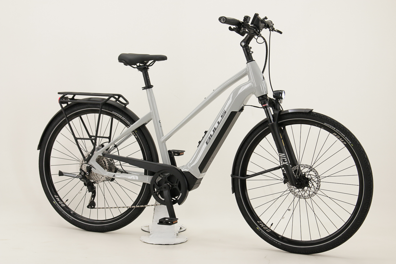 Bulls Lacuba EVO 10 28" Trekking EBike 10Gang Deore 555Wh