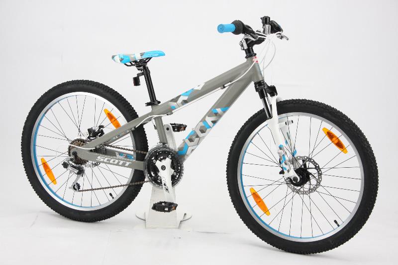 Scott 24 Zoll Jungenfahrrad 18 Gang Kettenschaltung grau