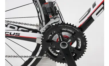 決まりました］focus izalco pro 2.0