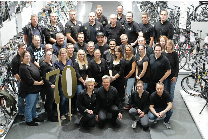 70 Jahre Belegschaft 70 Jahre Belegschaft