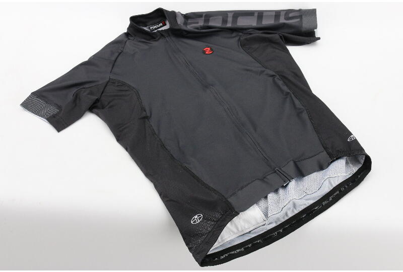Focus Focus He.Trikot Pro RaceJersey Größe: Größe: L