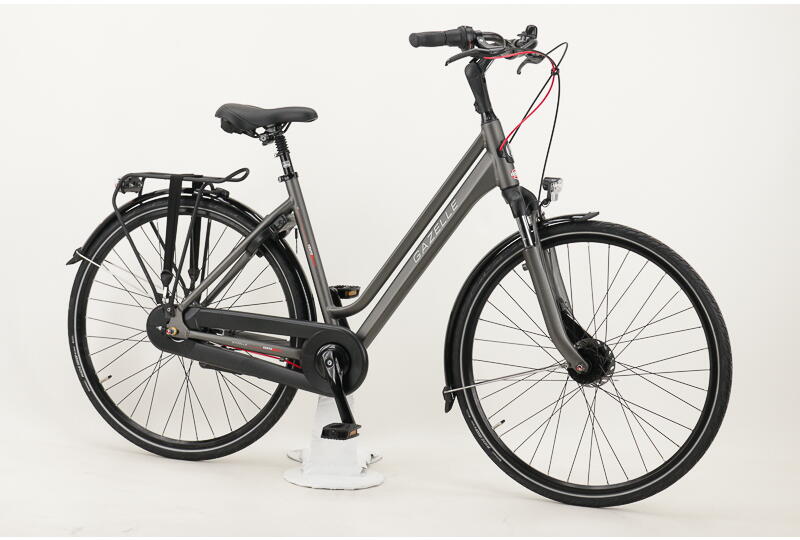 Gazelle Vento C7 28" Damen City-/Trekkingbike Nexus 7-Gang Freilaufnabe 28 Zoll 7 Gang Nabenschaltung mit Freilauf grau Rahmenhöhe: 49 cm