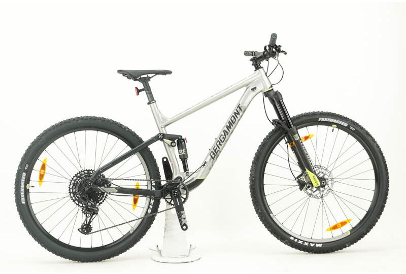 Bergamont E-Ville Elite 28" Urban E-Bike 12-Gang XT Schaltwerk, CX 85Nm, 625Wh Intube 17,4 Ah 12 Gang Kettenschaltung schwarz Bosch Rahmenhöhe: 58 cm