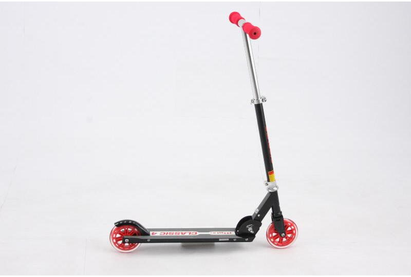 JD-Bug Mini-Scooter  5"=127mm  sw/rot